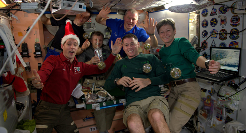 لأول مرة في التاريخ.. 10 أشخاص استقبلوا العام الجديد في الفضاء