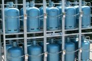 فريق برلماني يسائل الحكومة عن تدابير تزويد السوق بقنينات الغاز