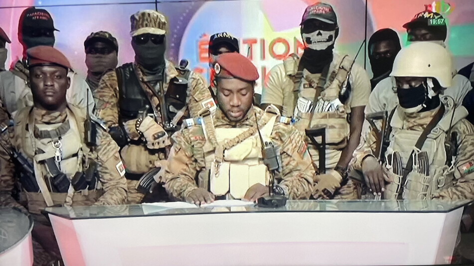 جنود يعلنون تنفيذ انقلاب في بوركينا فاسو