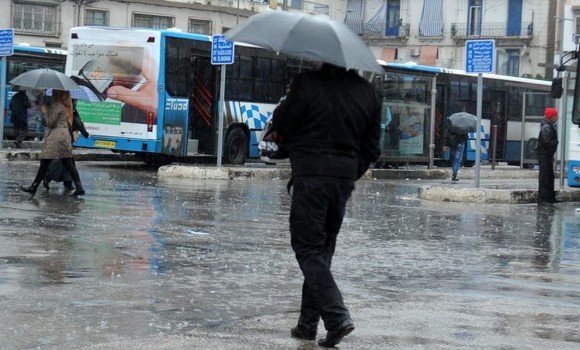 الجزائر تسجل وفيات عبر عدة ولايات بعد تهاطل الأمطار