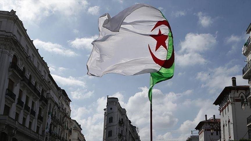 صورة قاتمة لحرية الصحافة بالجزائر.. ملاحقات وقوانين مقيدة للحرية