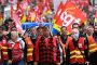 فرنسا: النقابات العمالية تبدأ إضرابا عاما للمطالبة بزيادة الرواتب