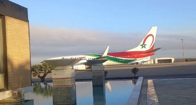 في انتظار الترخيص.. طائرة المنتخب المغربي تنتظر الإقلاع من مطار الرباط-سلا نحو قسنطينة