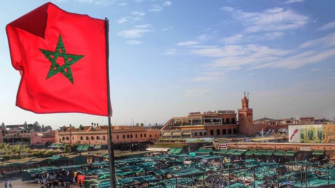 مهنيو المقاهي والمطاعم والوحدات السياحية ينددون بمضايقات البرلمان الأوروبي للمغرب