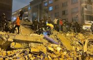 حصيلة ثقيلة لضحايا وخسائر زلزال قوي بجنوب تركيا
