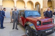 الملك يترأس حفل تقديم نموذج أول سيارة مغربية موجهة للعموم ونموذج أولي لمركبة تعمل بالهيدروجين