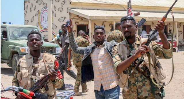 وسط هدنة جديدة.. المعارك متواصلة في السودان