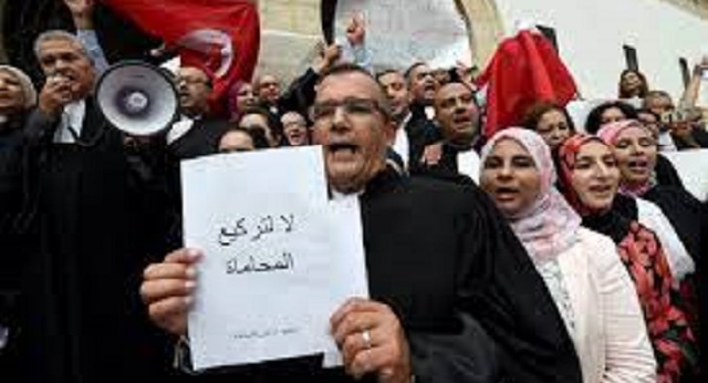 تونس.. الاتحاد الأوروبي يعرب عن “قلقه” بعد موجة اعتقالات