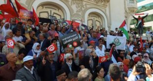 تونس.. المحامون يخوضون إضرابا احتجاجا على اعتقالات جديدة