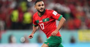 اللاعب المغربي سفيان بوفال