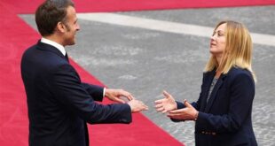 ميلوني وماكرون