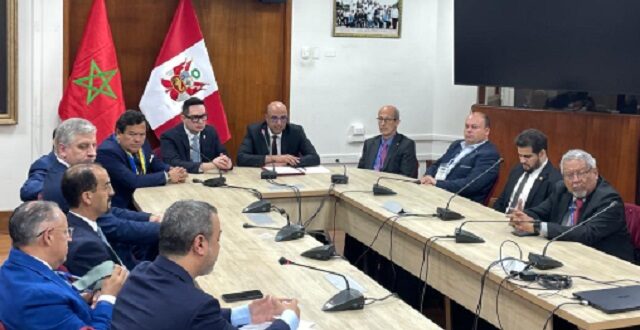 برلمانات إقليمية بأمريكا اللاتينية.