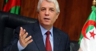 الوزير الجزائري الأسبق للعدل الطيب لوح