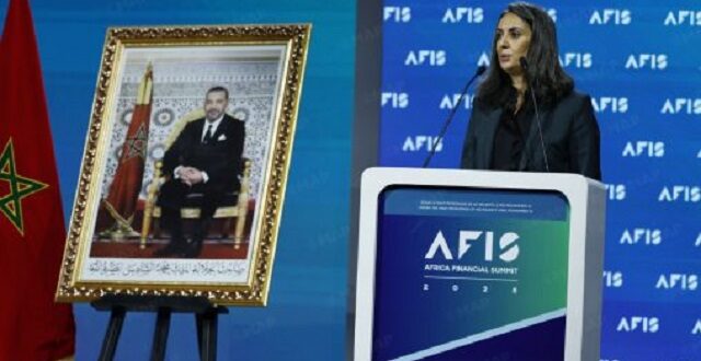 الوزيرة نادية فتاح