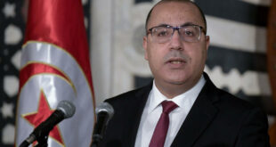 رئيس الحكومة التونسية الأسبق: المؤشرات الاقتصادية والاجتماعية في البلاد “منهارة بالكامل”