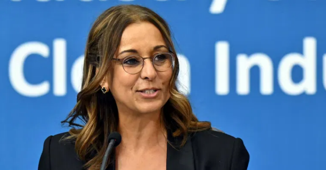 انتخاب البلجيكية – المغربية إلهام قدري “سيدة السنة” في 2025 ببلجيكا