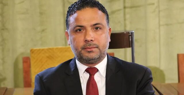 النائب التونسي سيف الدين مخلوف