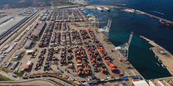 ميناء طنجة المتوسط.. رقم معاملات قياسي يتجاوز 4 مليار درهم