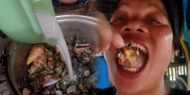 “اللقمة الأخيرة”.. مؤثرة طعام تفقد حياتها في بث مباشر بسبب “سرطان الشيطان”