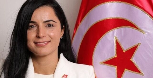 المعارضة التونسة أولفة الحامدي