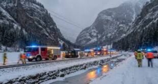 انحراف قطار عن سكته في سويسرا يخلف مصابين