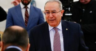 بعد فشله الذريع.. غوتيريش يزيح الجزائري رمطان العمامرة من منصبه الأممي بالسودان