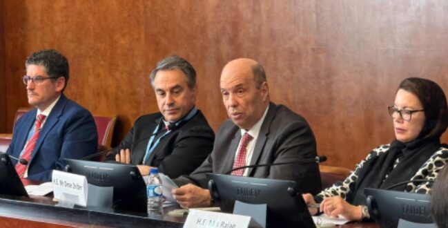 السفير عمر هلال