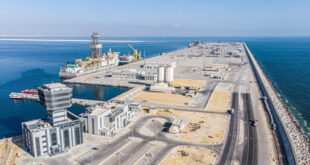 ميناء عماني يتعرض لاستهداف بطائرتين مسيرتين