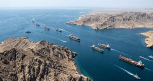 أسعار النفط تتراجع بعد إعلان إيران فتح مضيق هرمز