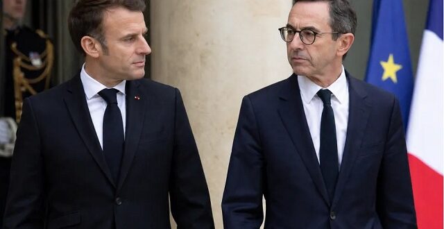 ماكرون وروتايو