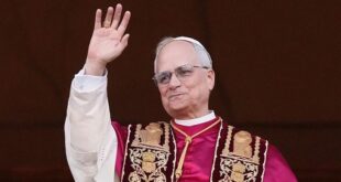 بابا الفاتيكان ليو الرابع عشر