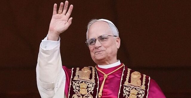 بابا الفاتيكان ليو الرابع عشر