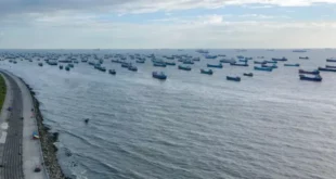 غرق سفينة قبالة سواحل الهند.. استمرار عمليات البحث عن 22 شخصا